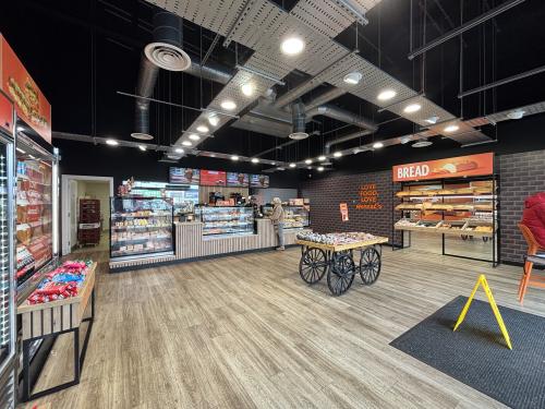 Unit 8 Ocean Retail Park, Burrfields Road, Portsmouth, PO3