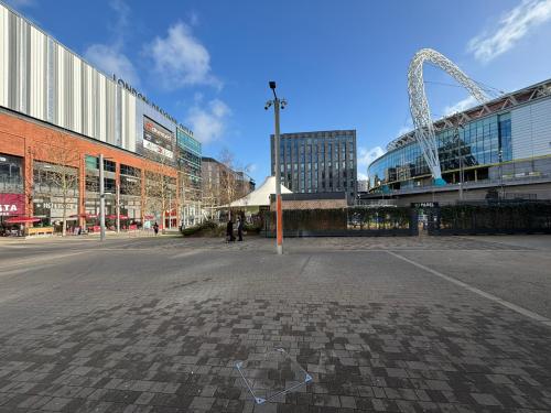Unit 24 London Designer Outlet, Wembley Park Boulevard, Wembley, London, HA9