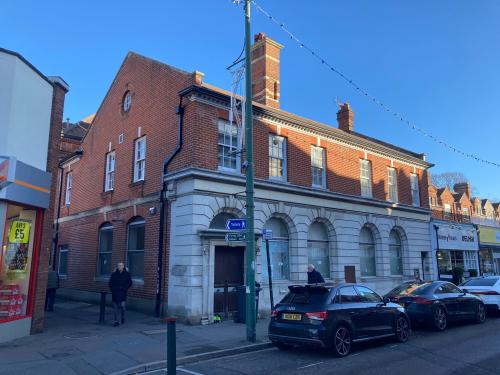86 Poole Road, Westbourne, Bournemouth, BH4
