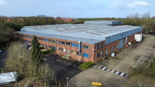Unit B, Tingewick Road Industrial Park, Buckingham, MK18