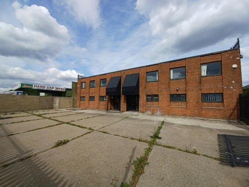 144-146 Beddington Lane, Croydon, CR0