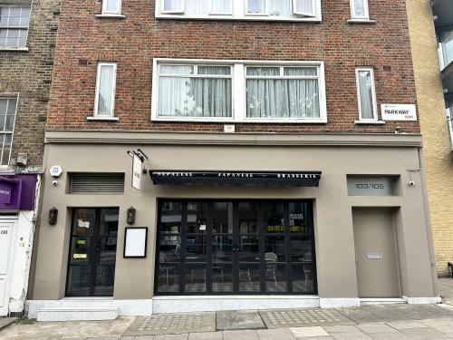 105 Parkway, Camden, London, NW1