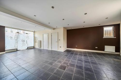 101 Tubbs Road, Willesden, London, NW10