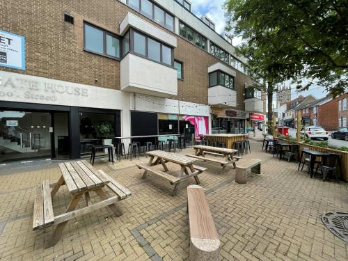 Unit 2-3 Westgate House, Market Street, Warwick, CV34