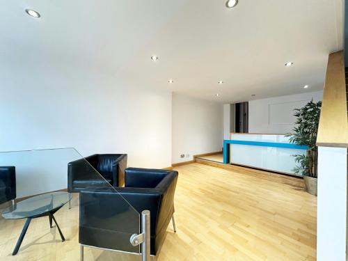 82 Hotwell Road, Bristol, BS8