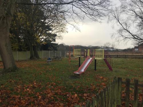 Three Lions, Netherfield Lane, Meden Vale, Mansfield, NG20