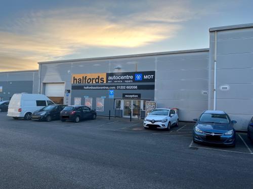Unit 5, Nuffield Trade Centre, Nuffield Road, Poole, BH17