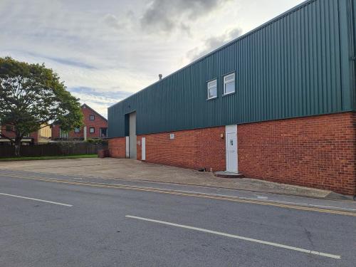 Unit 10, Carvers Trading Estate, Southampton Road, Ringwood, BH24