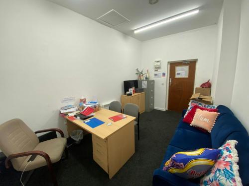 Curtis House Business Centre, Berking Avenue, Leeds, LS9