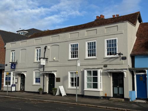20 Aylesbury End, Beaconsfield, HP9