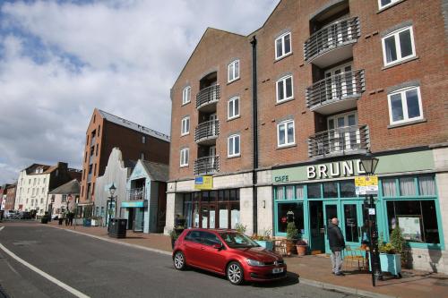 Unit 15 The Quay, Poole, BH15