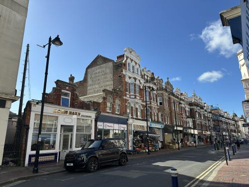 87-89 Seaside Road, Eastbourne, BN21