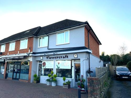 111 The Street, Fetcham, KT22