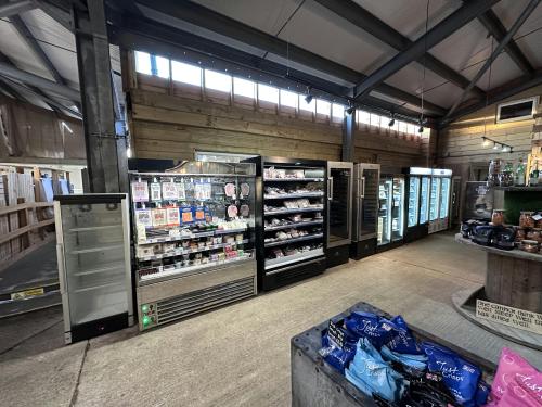 Farm Shop, Rectory Farm, Waterperry, OX33