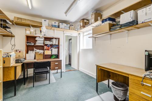 102 Albert Road, Southsea, PO5