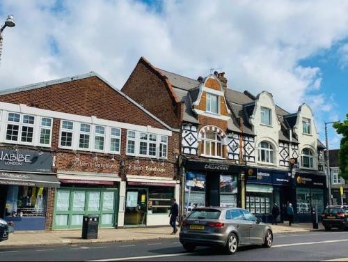 52-54 Heath Road, Twickenham, TW1