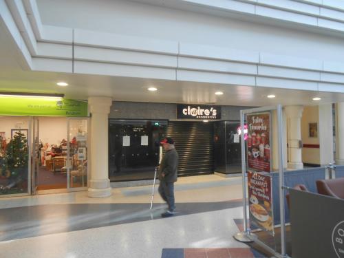 Unit 30, Chantry Centre, Chantry Way, Andover, SP10