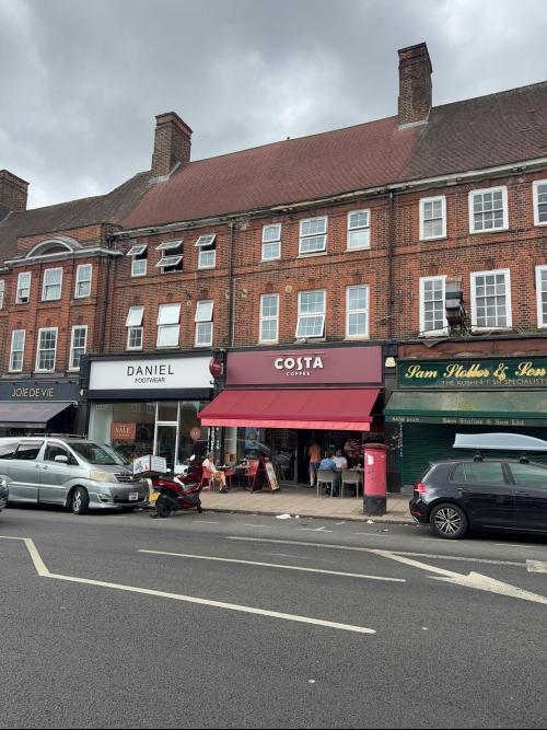 27 Temple Fortune Parade, Finchley Road, Temple Fortune, London, NW11
