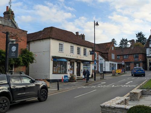 Kings House, 20 High Street, Haslemere, GU27