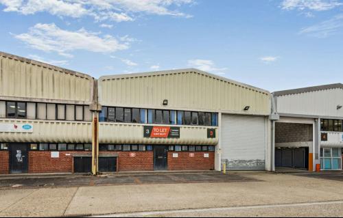 Unit 3, Nimrod Industrial Estate, Reading, RG2