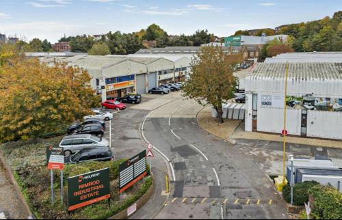 Units 3,5 & 8, Nimrod Industrial Estate, Reading, RG2