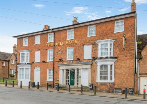 The Bell Hotel, 21 Bedford Street, Woburn, Milton Keynes, MK17
