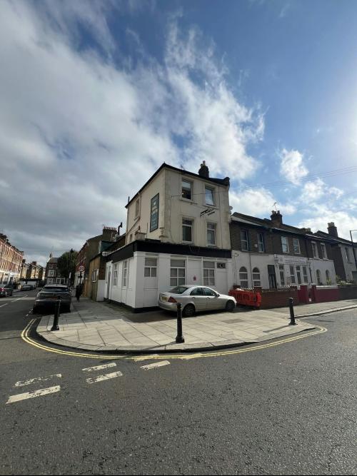 Royal Lancer, 16 Lancefield Street, Queens Park, London, W10