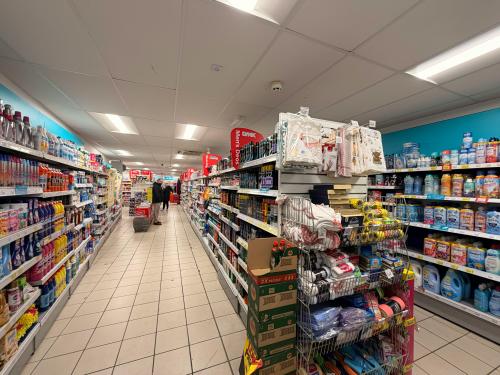 28 West Street, Horsham, RH12