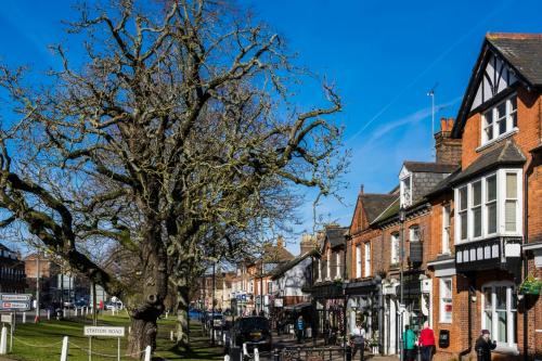 1 High Street, Harpenden, AL5