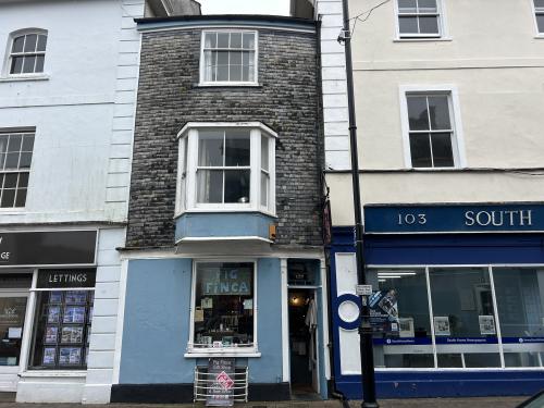 105 Fore Street, Kingsbridge, TQ7