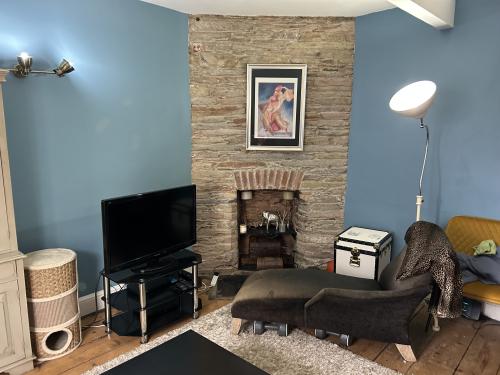 105 Fore Street, Kingsbridge, TQ7