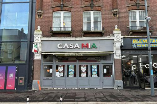 209 King Street, Hammersmith, London, W6