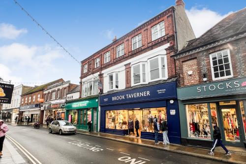 19-21 Bell Street, Henley-on-Thames, RG9