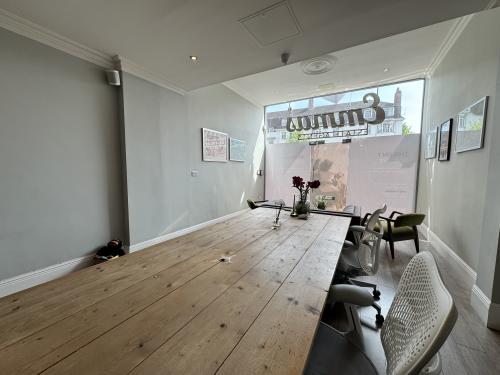68 Streatham Hill, Streatham Hill, London, SW2