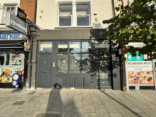 177 Garratt Lane, Wandsworth, London, SW18