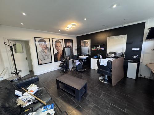 9 Ross Parade, Wallington, SM6