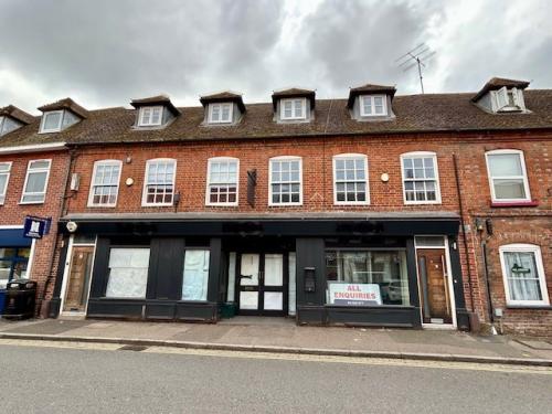 8 -12 High Street, Thatcham, RG19