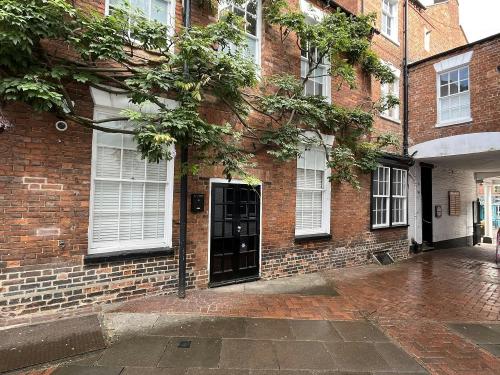 2B White Lion Walk, Banbury, OX16