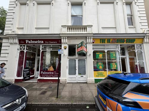 73A Western Road, Hove, BN3