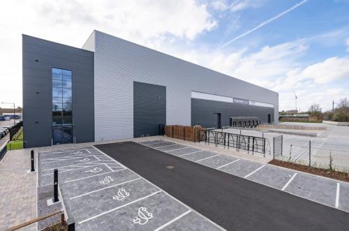 Bridge Point, Southall, UB2