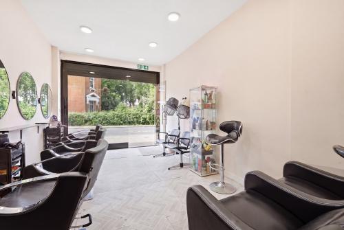 Wincott Parade, 8 Kennington Road, Kennington, London, SE11