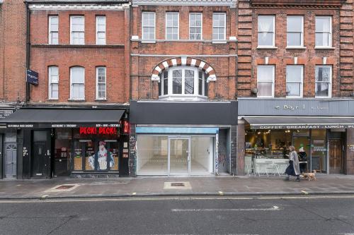 318 Mare Street, Hackney Central, London, E8
