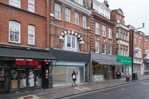 318 Mare Street, Hackney Central, London, E8