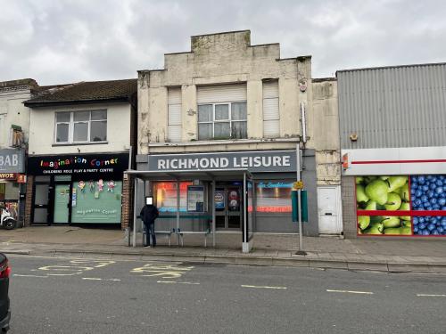 112 Shirley High Street, Southampton, SO16