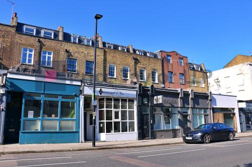 Lower Ground Floor, 253 Liverpool Road, Islington, London, N1