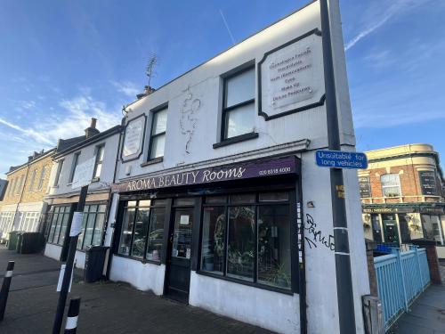 2 Brightfield Road, Lee, London, SE12