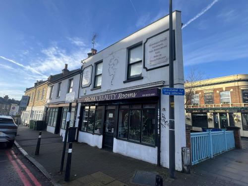 2 Brightfield Road, Lee, London, SE12