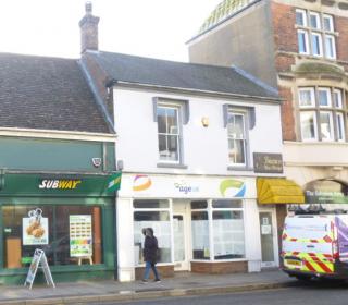 30/30A High Street, St Neots, PE19