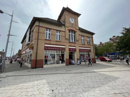 68A-70A Pier Avenue, Clacton on Sea, CO15