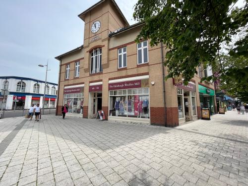 68A-70A Pier Avenue, Clacton on Sea, CO15